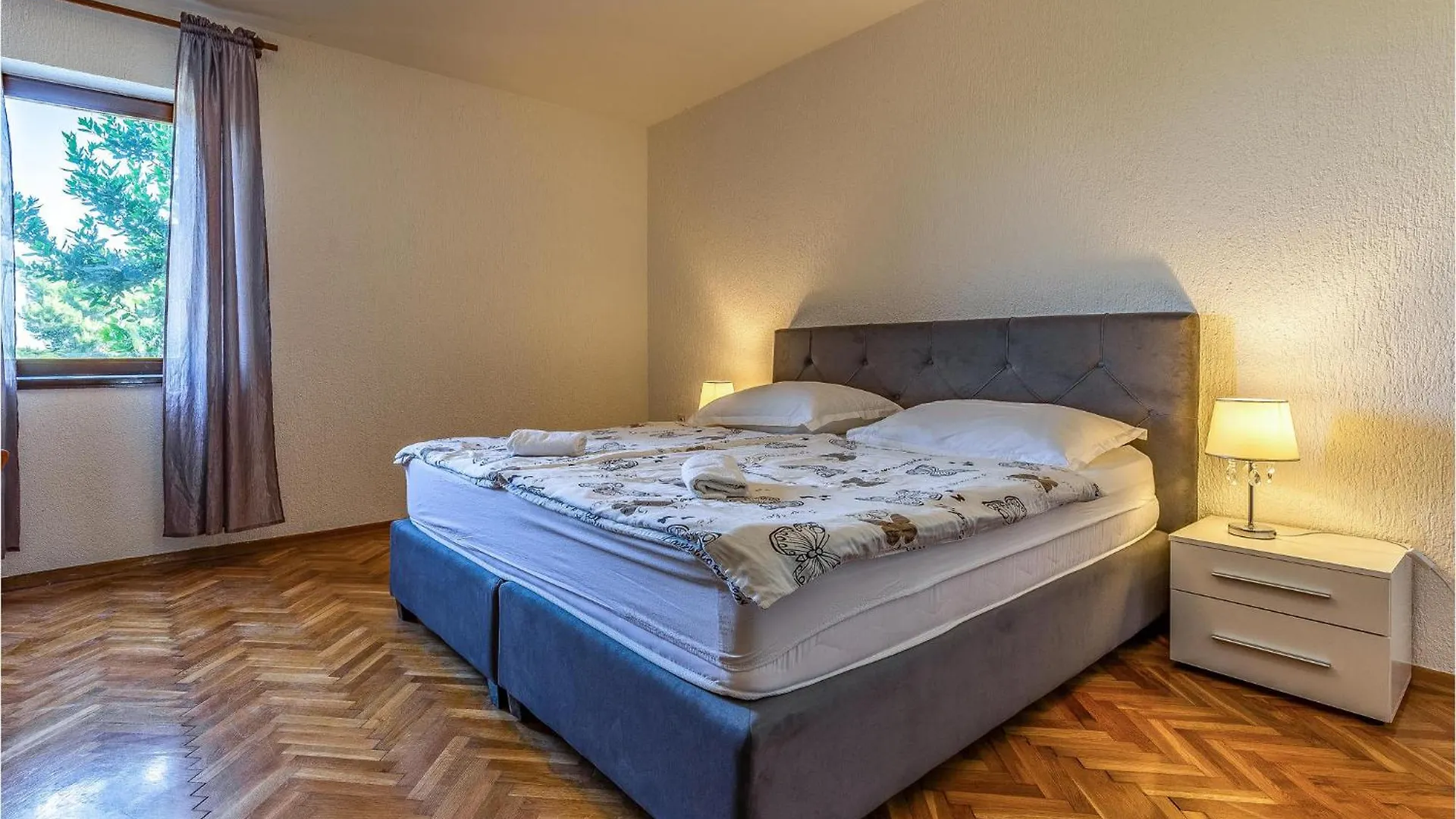 4 Bedroom Beautiful Home In Pola Croazia